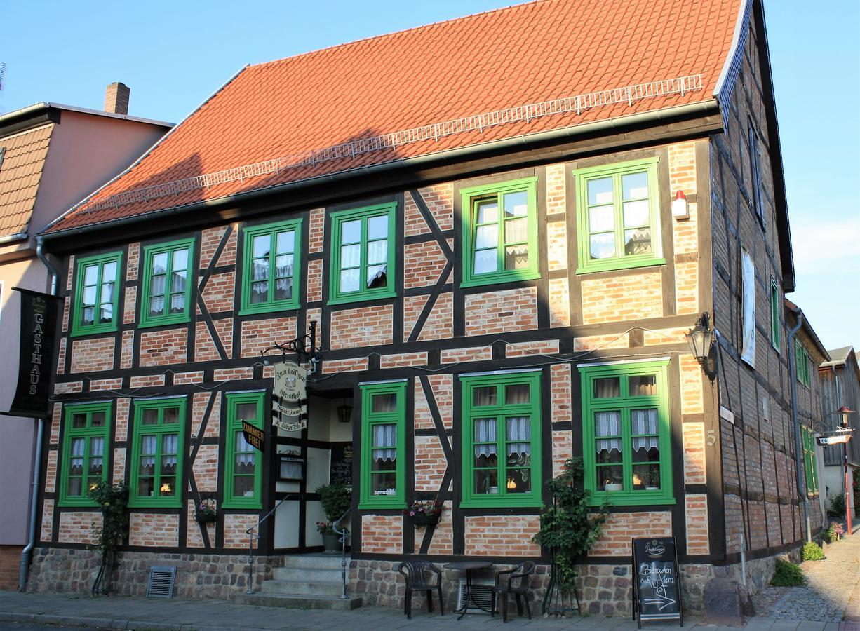 "Zum Heiligen Geisthof" Parchim Exterior photo